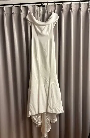 YUMI KATURA 오프숄더 드레스 머메이드 슬렌더