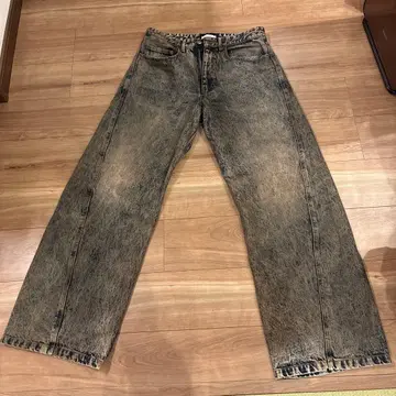 WYM LIDNM VINTAGE WASHEDCURVED DENIM