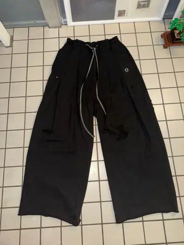 shinya kozuka 스웨트 팬츠 데미지 가공