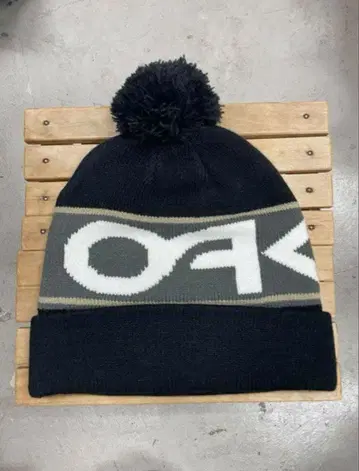 90s 구제 의류 오클리 OAKLEY 니트 모자 봉봉 니트 모자 비니