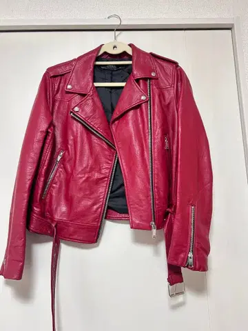ZARA 빨간색 가죽 더블 라이더 자켓