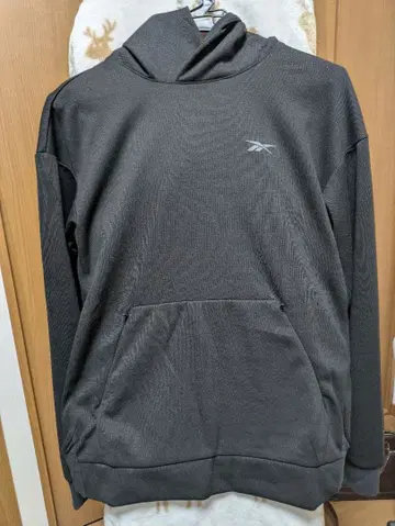 Reebok 후드 부착 후드티 블랙