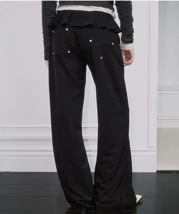 ROSE FRANTZ 팬츠 블랙