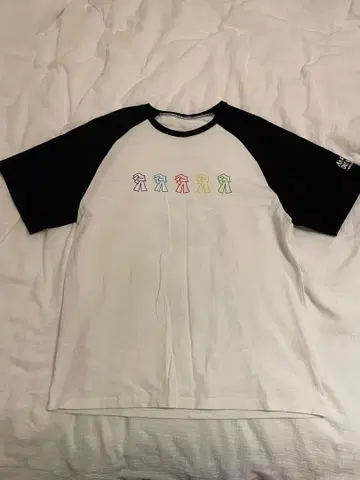 A!group 데뷔 투어 T셔츠