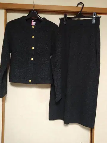 다크 그레이 니트 셋업 스커트