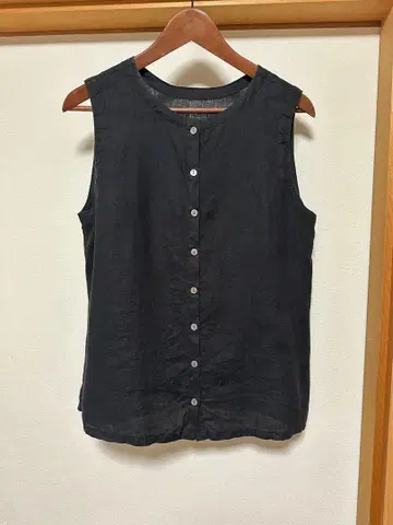 YARRA 블랙 슬리브리스 셔츠 사이즈 FREE