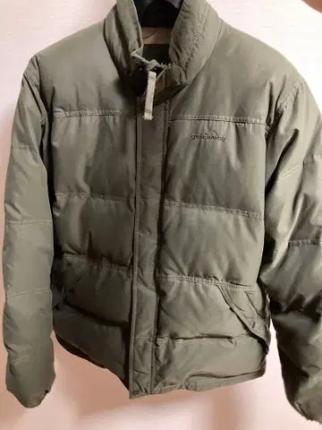 에디 바우어 다운 자켓