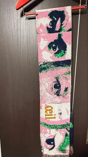 몽마르뜨 뉴욕 머플러