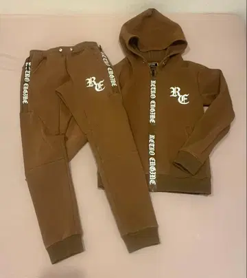 브라운 후드 부착 맨투맨 세트