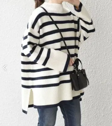 SHIPS 보더 하이넥 니트