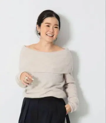 Demi-Luxe BEAMS 오프숄더 니트