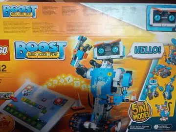 LEGO BOOST 17101 5-in-1 모델