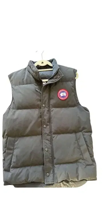 새상품급 Canada Goose 블랙 다운 베스트 M