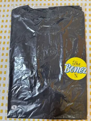 The BONEZ EMBLEM LOGO TEE [ BLACK ]