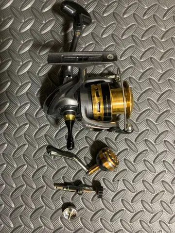 다이와 스피닝 릴 3500 파워 핸들 포함 (덤)