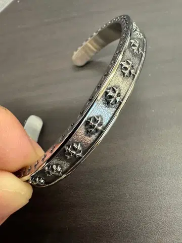 스테인리스 소재 크로스 뱅글 크로스 밴딩