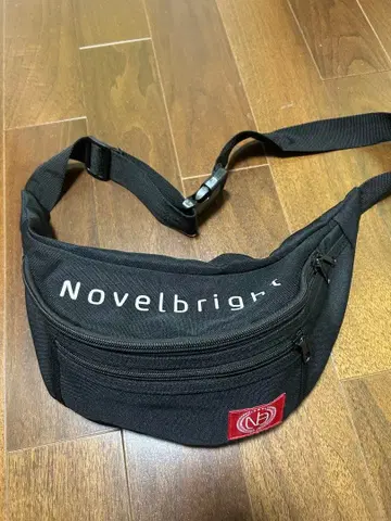 Novelbright 숄더백 블랙