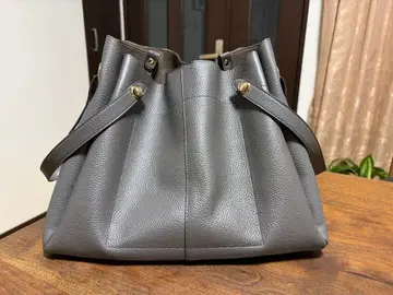 두클라쎄 그레이 토트백 스웨이드 내부