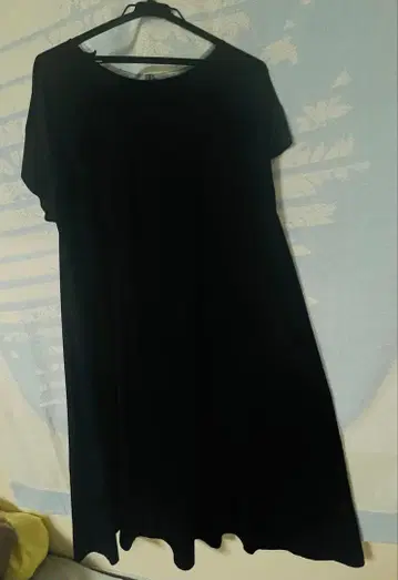 아카네 블랙 A라인 원피스