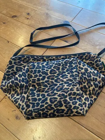 에르베샤 펠리에 그린 라벨 릴랙싱 별주 빅 미니백