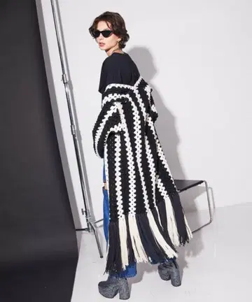 스트라이프 프린지 롱 코트