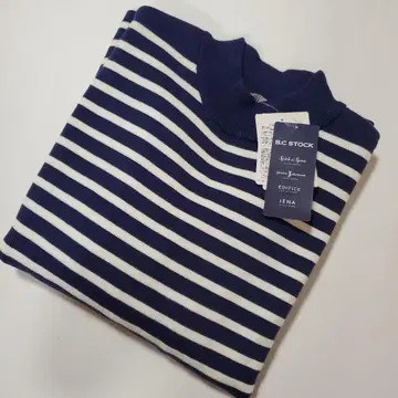 인헤릿 밀라노 리브 보더 모크넥 미사용 택 포함 M 사이즈