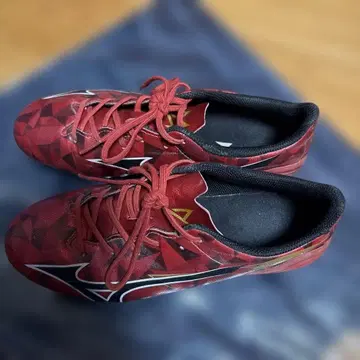 미즈노 알파 2 SELECT Jr 루비 레드 x 블랙 24cm