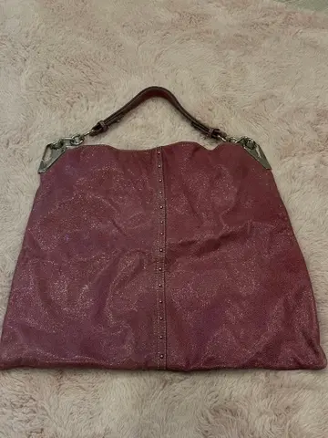 퍼플 스터드 장식 백