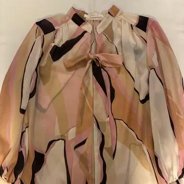 PINKY&DIANNE 긴팔 블라우스