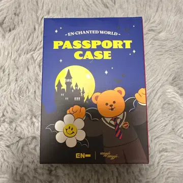 ENHYPEN x wigglewiggle 위글위글 여권 케이스