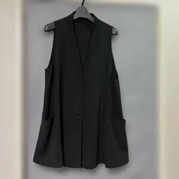 시선당 블랙 크레이프 원단 베스트