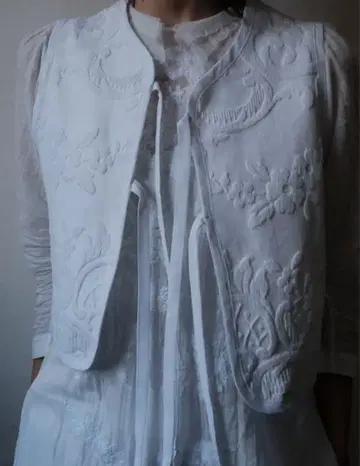 jojo 마츠이 유리코 화이트 자수 베스트