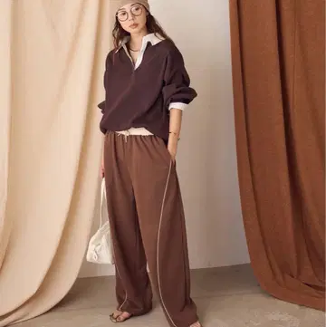 에시카 카라 부착 폴로 상의