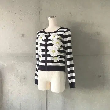 택 포함 새상품 ZIP 펄 보더 가디건 블랙