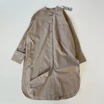 미사용 완판 어도어 THOMAS MASON Co 브로드 노카라 블라우스