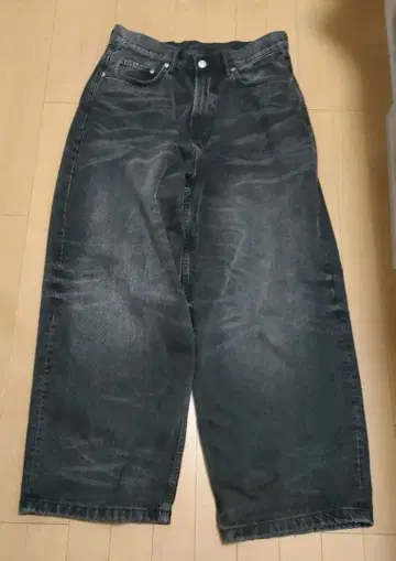 H&M 슈퍼 배기 데님