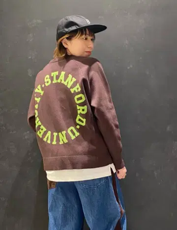 니코앤드 백 로고 집 풀오버 니트