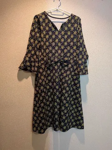 앤드러브 원피스 스트레치 소재 새상품, 미사용, 택 없음