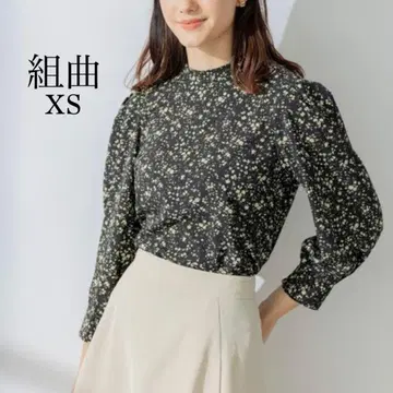 새상품급 쿠미쿄쿠 세탁 가능한 플라워 모티브 프린트 데신 블라우스 XS