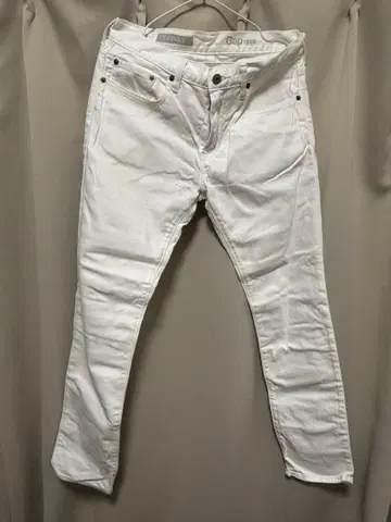Gap 1969 스키니진 30 x 30 화이트