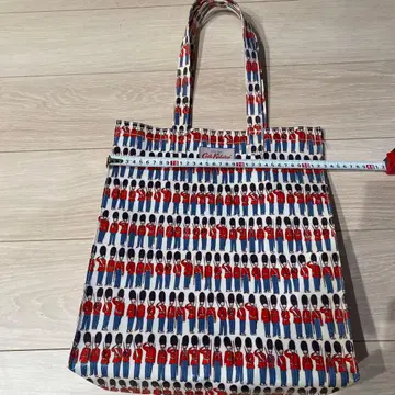 (미사용) Cath Kidston 병사 프린트 빅 토트백