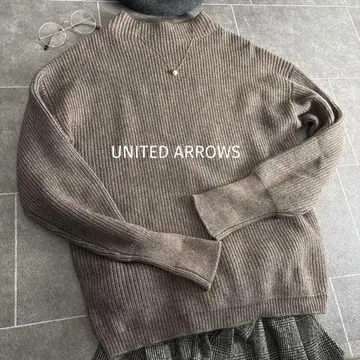 컨디션 최상 유나이티드 애로우즈 보틀넥 니트 정가 24000