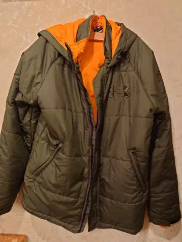 Under Armour 다운 자켓 올리브 그린/오렌지