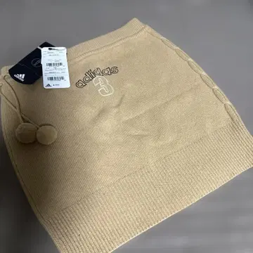 새상품 아디다스 골프 니트 스커트