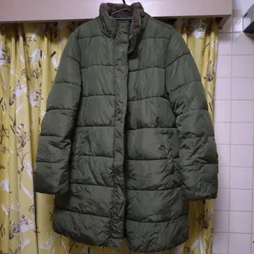 올리브 그린 다운 자켓