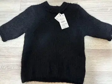 블랙 비즈 장식 반팔 니트 M