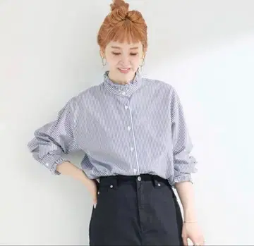 베이세스톡 스탠드 프릴 블라우스 네이비