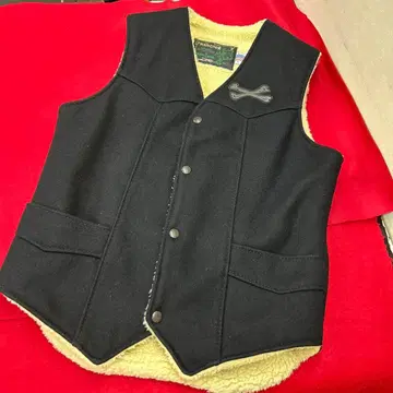 시착만 한 상품 SCHOTT BACKDROP 보아 베스트 울 블랙