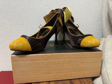 트위스테 펌프스 사바나클로 마이라