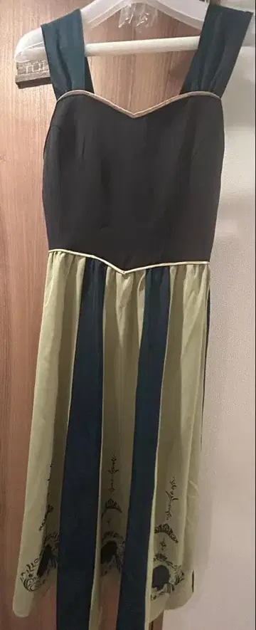 엑시즈팜 디즈니 안나 점프 스커트 원피스 미사용 택 포함